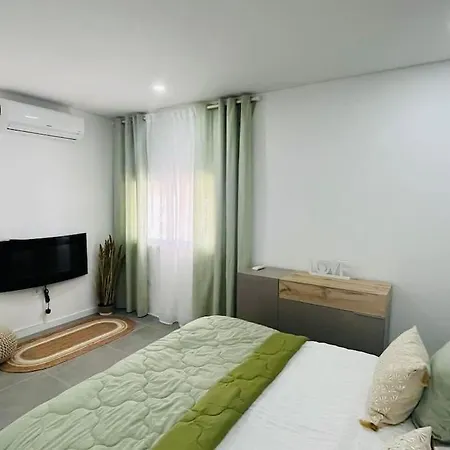 Happy Sunrise אלבופיירה