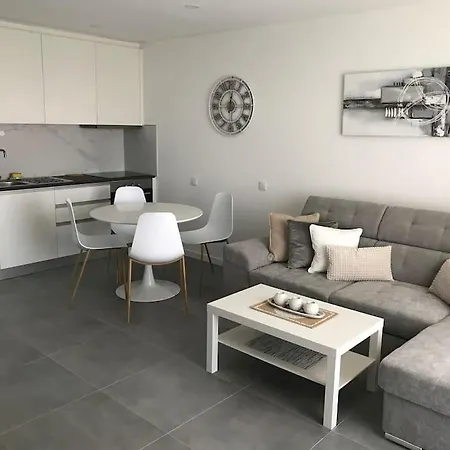 Happy Sunrise דירה אלבופיירה